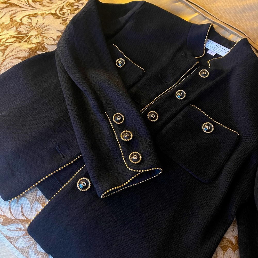Vintage ST. JOHN by Marie Gray 2 Piece Suit